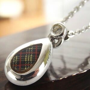 Burberrys Nova Check Pendant Necklace 😍